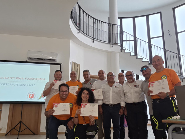 Corso di Guida Sicura in Fuoristrada per la Protezione Civile: formazione e sicurezza a San Gregorio di Catania
