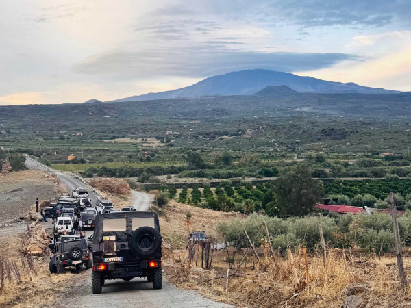 Le avanzate dell’Etna: il Club Val di Noto 4x4 sulle tracce dell’Operazione Husky